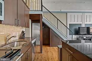 1201 Fitzwater St, Philadelphia, PA 19147 - Photo 11