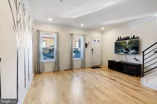 1347 20th St, Philadelphia, PA 19146 - Photo 3