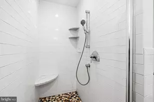 2 Willings Alley Mews, Philadelphia, PA 19106 - Photo 33