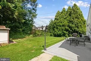 9812 Ferndale St, Philadelphia, PA 19115 - Photo 33