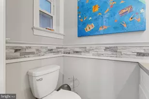 1727 S 4th St, Philadelphia, PA 19148 - Photo 19