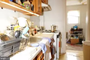 4939 N 9th St, Philadelphia, PA 19141 - Photo 5