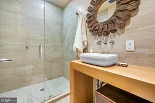 136 N 22nd St, Philadelphia, PA 19103 - Photo 7