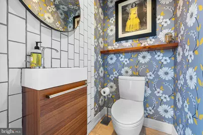 136 N 22nd Street, Philadelphia, PA 19103 - Photo 57