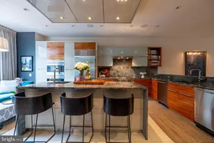 136 N 22nd St, Philadelphia, PA 19103 - Photo 15