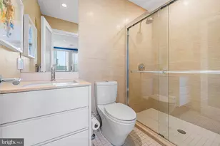 136 N 22nd St, Philadelphia, PA 19103 - Photo 51