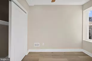 824 Leland St, Philadelphia, PA 19130 - Photo 15