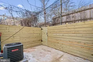 824 Leland St, Philadelphia, PA 19130 - Photo 21