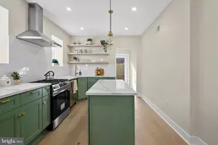 824 Leland St, Philadelphia, PA 19130 - Photo 3