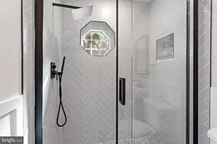 1507 W Thompson St, Philadelphia, PA 19121 - Photo 13