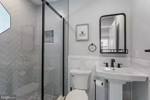 1507 W Thompson St, Philadelphia, PA 19121 - Photo 17