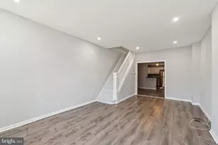 17 S 45th St, Philadelphia, PA 19104 - Photo 3