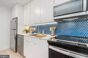 1131 N Front St, Philadelphia, PA 19123 - Photo 17