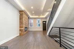 2527 Coral St, Philadelphia, PA 19125 - Photo 3