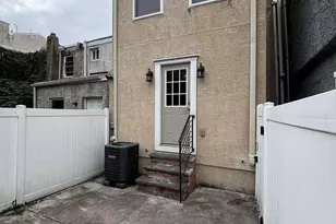 1029 S Dorrance St, Philadelphia, PA 19146 - Photo 21