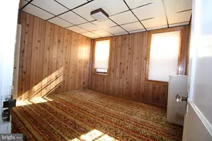 1403 Englewood St, Philadelphia, PA 19111 - Photo 17