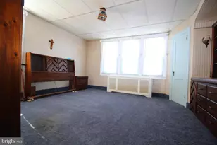 1403 Englewood St, Philadelphia, PA 19111 - Photo 15