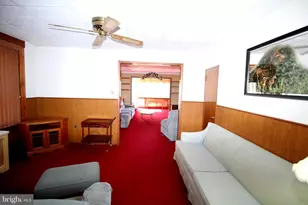 1403 Englewood St, Philadelphia, PA 19111 - Photo 11