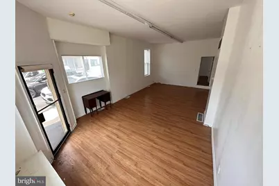 341 W Girard Avenue #COMMERCIAL, Philadelphia, PA 19123 - Photo 5