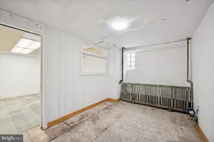 5648 N Warnock St, Philadelphia, PA 19141 - Photo 21