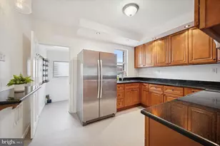 5648 N Warnock St, Philadelphia, PA 19141 - Photo 7