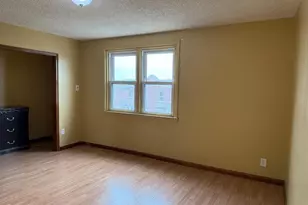 6621 Sylvester St, Philadelphia, PA 19149 - Photo 9