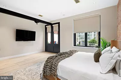 2017 Sansom Street, Philadelphia, PA 19103 - Photo 25