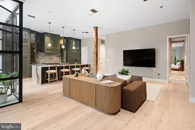 2017 Sansom Street, Philadelphia, PA 19103 - Photo 5