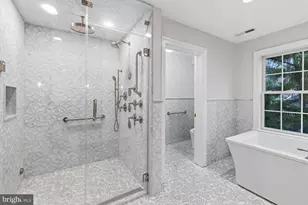 732 St Andrews Rd, Philadelphia, PA 19118 - Photo 45