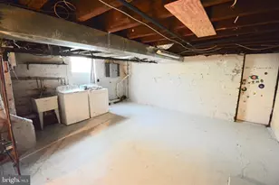 461 Flamingo St, Philadelphia, PA 19128 - Photo 11