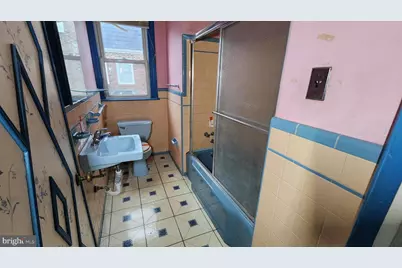 1305 E Cardeza Street, Philadelphia, PA 19119 - Photo 29