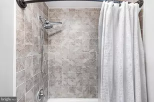 2505 Sepviva St, Philadelphia, PA 19125 - Photo 17