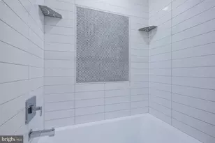 2006 N Front St, Philadelphia, PA 19122 - Photo 11