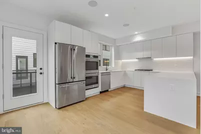 650 Fairmount Avenue #A2, Philadelphia, PA 19123 - Photo 3