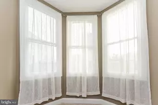 2012 Carpenter St, Philadelphia, PA 19146 - Photo 9