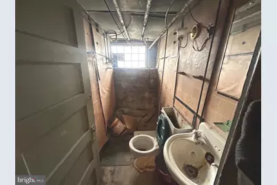 1045 S 52nd Street, Philadelphia, PA 19143 - Photo 17