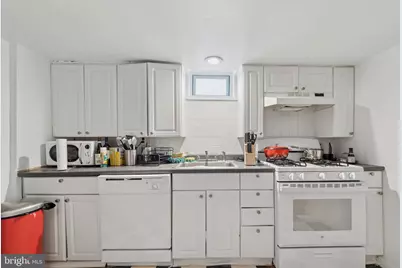 229 Manton Street, Philadelphia, PA 19147 - Photo 11