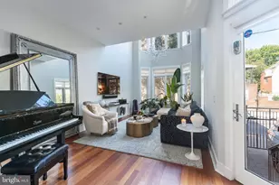 838 Lombard St, Philadelphia, PA 19147 - Photo 5