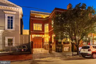 838 Lombard St, Philadelphia, PA 19147 - Photo 3