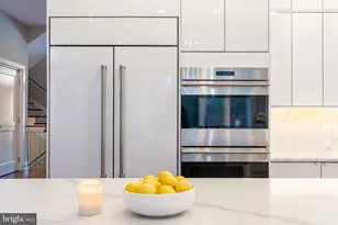 838 Lombard St, Philadelphia, PA 19147 - Photo 25