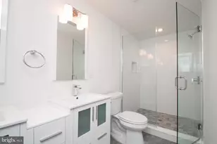 1022 S 2nd St, Philadelphia, PA 19147 - Photo 31