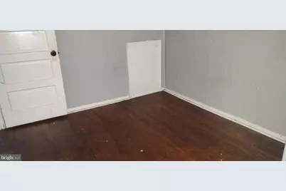 2653 S Robinson Street, Philadelphia, PA 19142 - Photo 9