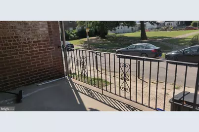 2523 S Dewey Street, Philadelphia, PA 19142 - Photo 3