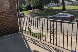 2523 S Dewey St, Philadelphia, PA 19142 - Photo 3