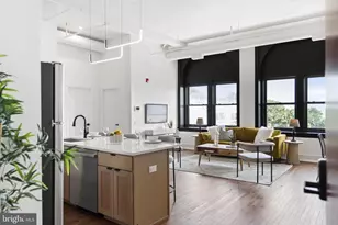 240 Hermitage St, Philadelphia, PA 19127 - Photo 5