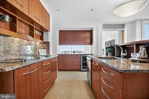 1820 Rittenhouse Square, Philadelphia, PA 19103 - Photo 9