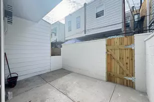 2426 S Juniper St, Philadelphia, PA 19148 - Photo 23