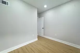 2426 S Juniper St, Philadelphia, PA 19148 - Photo 15