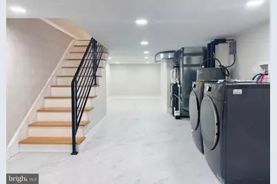 2426 S Juniper Street, Philadelphia, PA 19148 - Photo 19