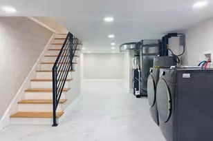 2426 S Juniper St, Philadelphia, PA 19148 - Photo 19